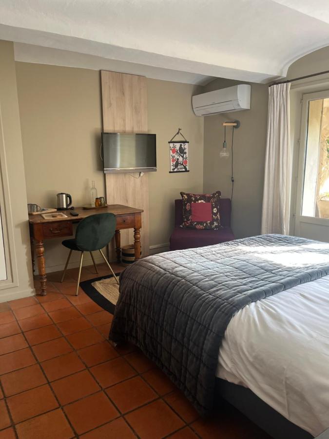 La Treille Muscate Hotell Cliousclat Exteriör bild
